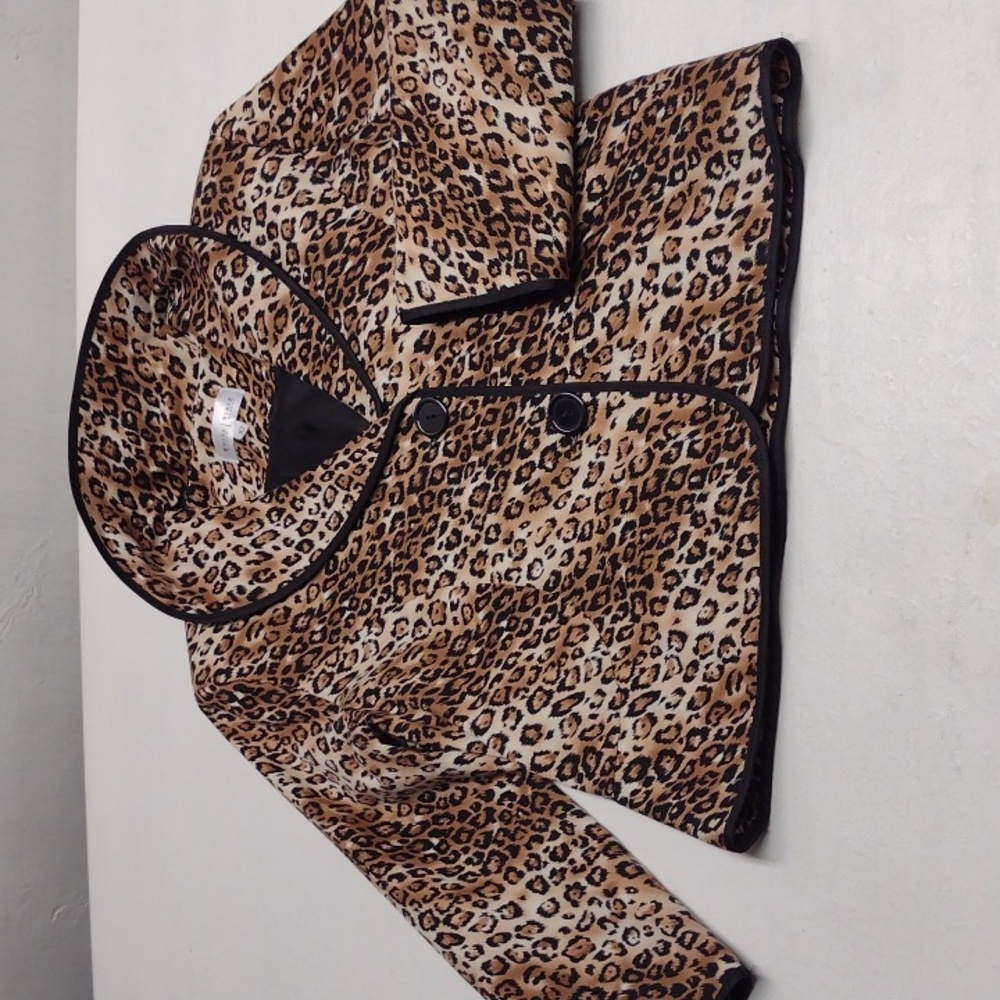 White House Black Market 3/4 Sleeve Leopard Print Blazer Jacket Size 10.